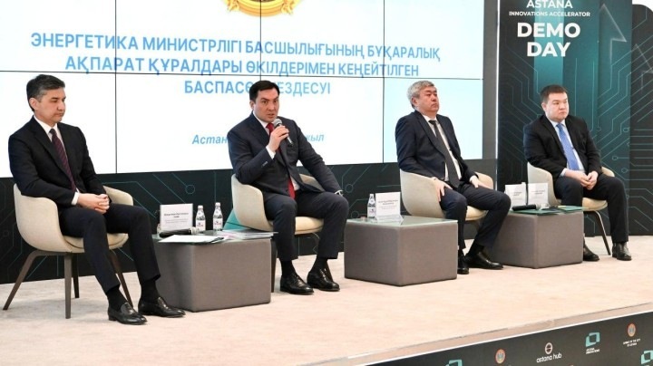 Казахстан планирует удвоить переработку нефти и построить четвертый НПЗ