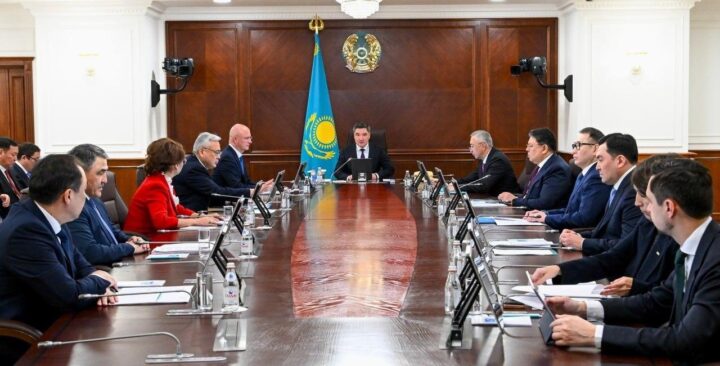 Казахстан выставит на аукционы десятки участков для поиска газа