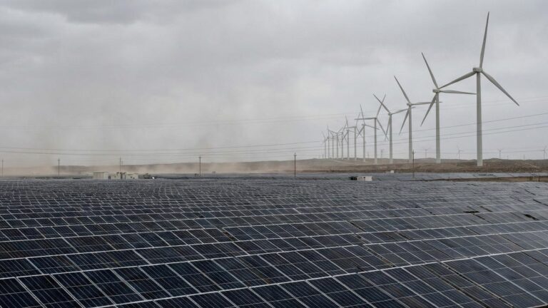 Богатейшие страны мира уступили лидерство в зеленой энергетике Китаю