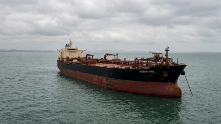 Аналитики ING прогнозируют затяжной спад поставок нефти и СПГ